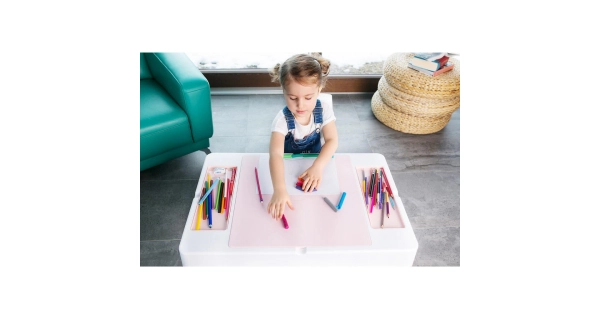 Dětská sada stoleček a židlička PESSEN, multicolor