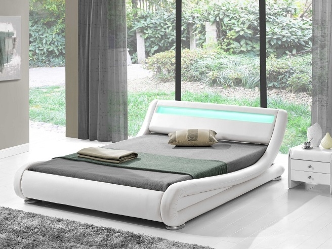 TENREP čalouněná postel s roštem a LED osvětlením  160x200 cm, bílá