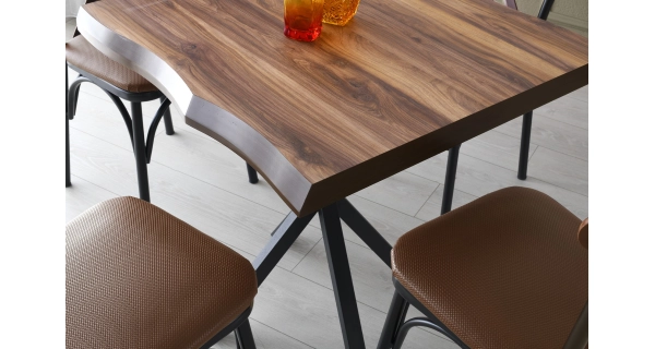 Jídelní stůl CENNOR, vlašský ořech