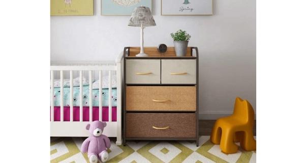 Komoda ZBYŠEK s látkovými šuplíky typ 2, černá/béžová/světlehnědá/tmavohnědá