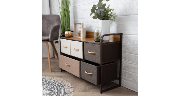 Komoda ZBYŠEK s látkovými šuplíky typ 4, černá/béžová/světlehnědá/tmavohnědá