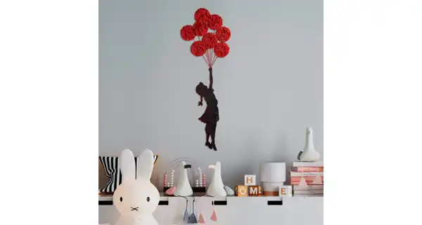 Kovová dekorace na zeď NN01675 - dívka s balónky