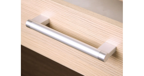 Kuchyně RUTHIN 240/180 cm, bílý lesk/grafit mat