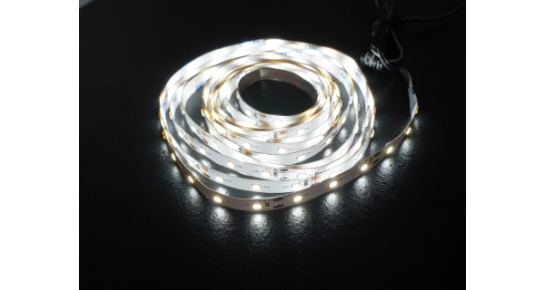 LED pásek 180 cm, studená bílá