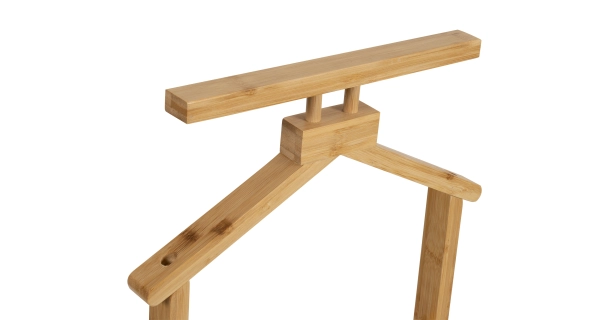 Němý sluha MITRU, bambus