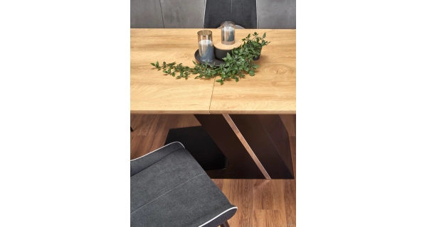 Rozkládací jídelní stůl SIGOWET, dub/černá