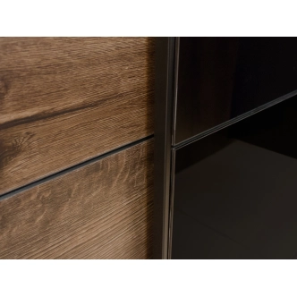 ZANDER skříň 220, dub monastery/černý lesk